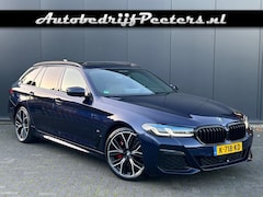 BMW 5-serie Touring - 530i M Sport Shadow Pano Laserlicht ACC H/K HUD e.Trekhaak