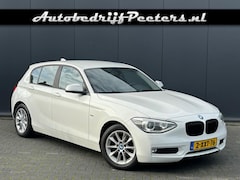 BMW 1-serie - 116d 2e eigenaar H/K Navi Leder Sportstoel Xenon M-stuur NL-auto