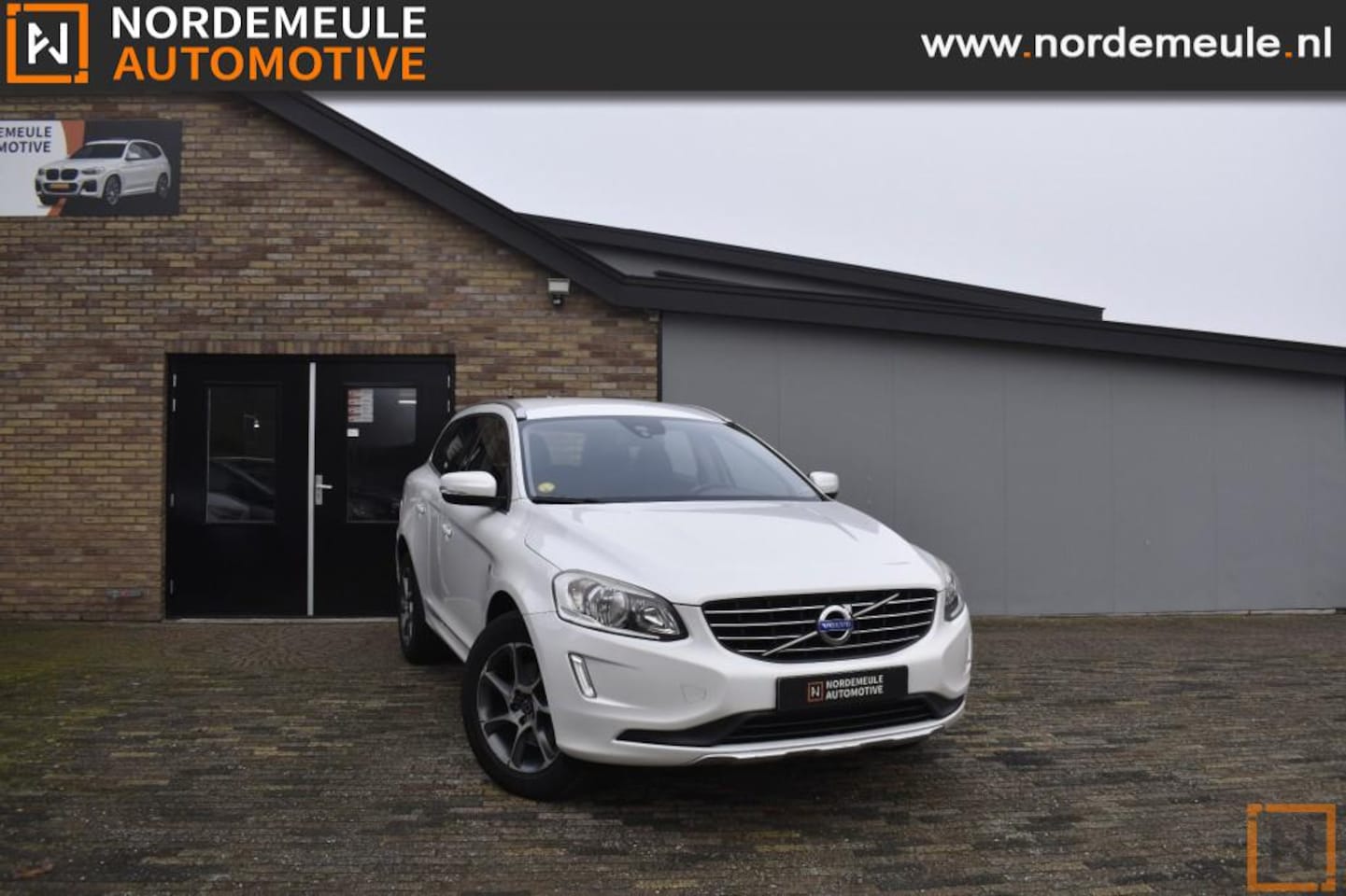 Volvo XC60 - 2.0 D4 FWD Ocean Race 2.0 D4 FWD OCEAN RACE, Navi, Cruise, AUT - AutoWereld.nl