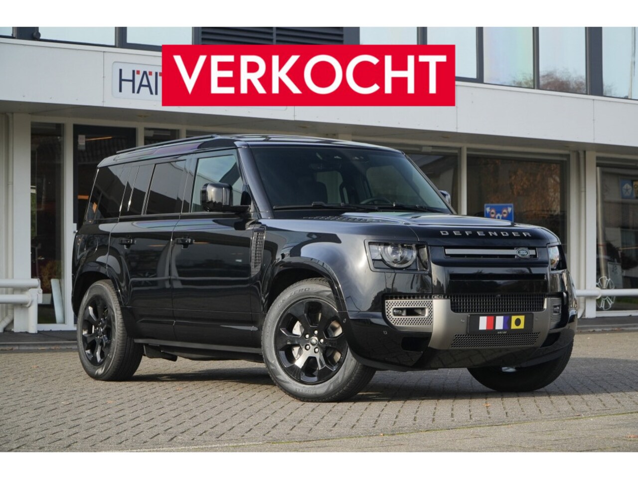 Land Rover Defender 110 - 2.0 P300e 110X Dynamic SE I Pano I ACC I 5jr. garantie I - AutoWereld.nl