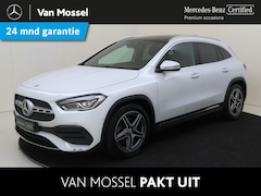 Mercedes-Benz GLA-Klasse - 250 4MATIC AMG Line Panoramadak / Privacy Glass / Parkeercamera / Stoelverwarming / Sfeerv