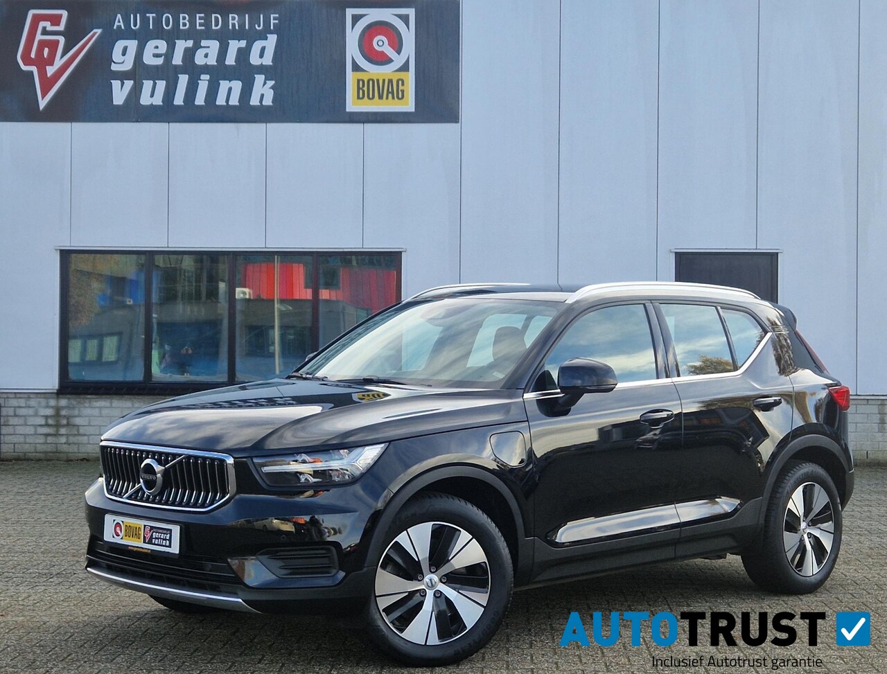 Volvo XC40 - T4 Recharge Inscription Express. PANODAK TREKHAAK - AutoWereld.nl