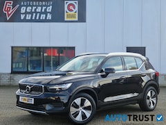 Volvo XC40 - T4 Recharge Inscription Express. PANODAK TREKHAAK