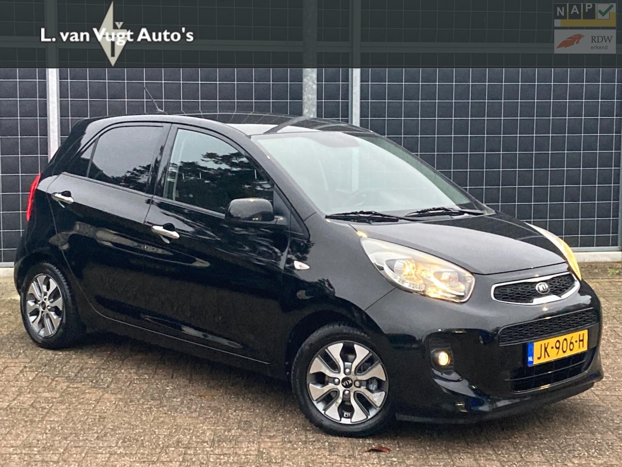 Kia Picanto - 1.0 CVVT DynamicLine 1.0 CVVT DynamicLine - AutoWereld.nl