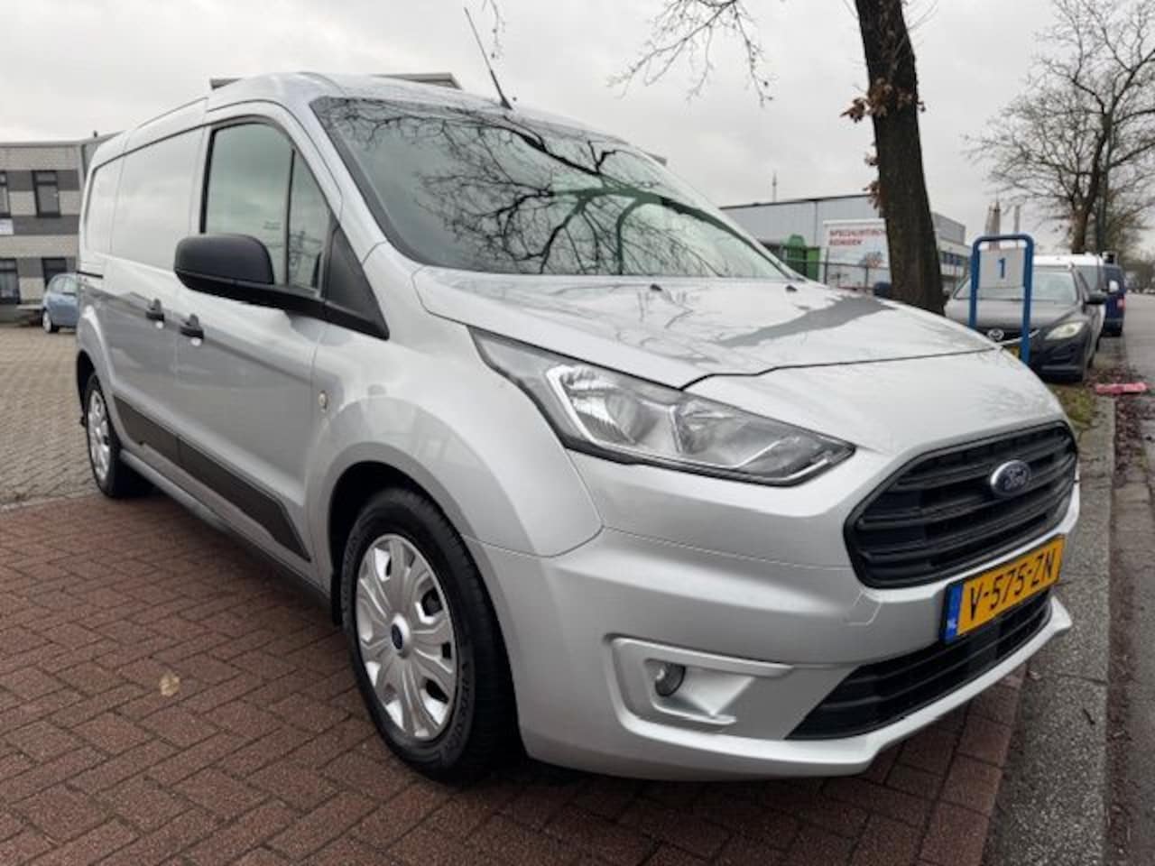 Ford Transit Connect - 1.0 Ecoboost Benzine L2 Trend 3Zits Airco,Navigatie,Camera Zeer Nette Auto - AutoWereld.nl