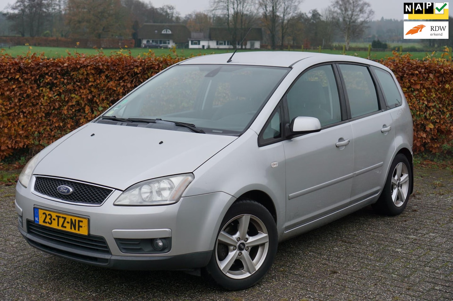Ford Focus C-Max - 1.8-16V Futura|Clima|Historie|Trekhaak| - AutoWereld.nl