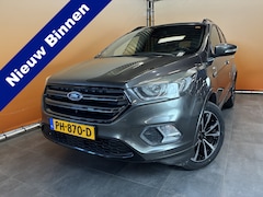 Ford Kuga - 1.5 EcoBoost ST Line trekhaak | navigatie | panoramadak | semi leer
