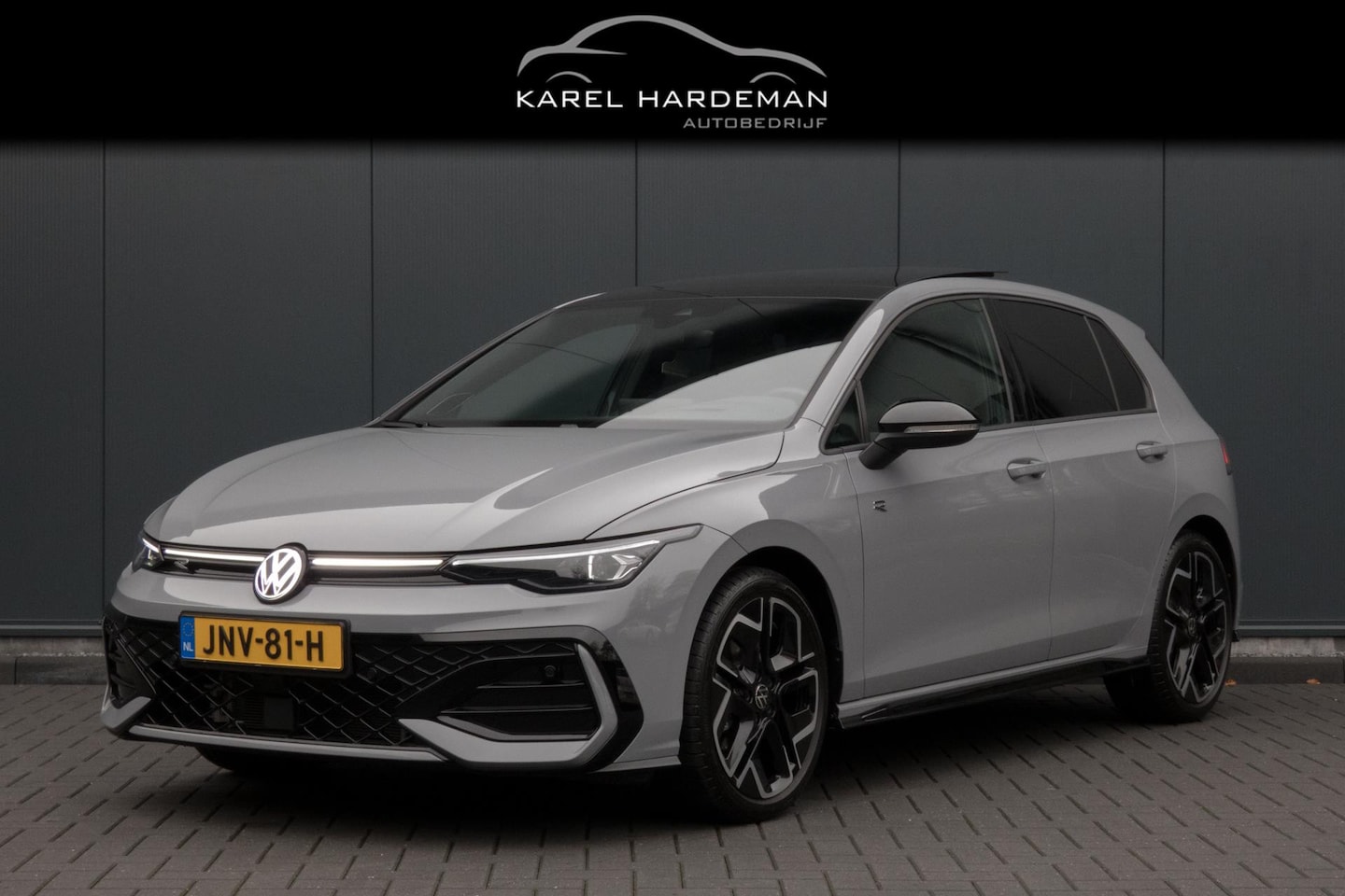 Volkswagen Golf - 1.5 eTSI R-Line Edition | PANORAMADAK | IQ LIGHT | ACC | HEAD UP | HARMAN & KARDON - AutoWereld.nl