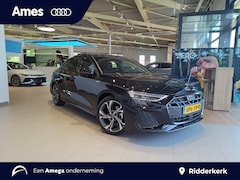 Audi A3 Limousine - 30 TFSI S edition | Panoramadak | Optiekpakket Zwart | Ambient Light |