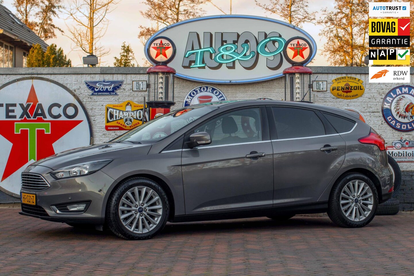 Ford Focus - 1.0 Titanium Edition 68.400 km +NAP NL-auto - AutoWereld.nl