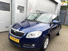 Skoda Fabia - 1.4-16V Eleganc 2009-Clima-Cruise-Velgen-New APK