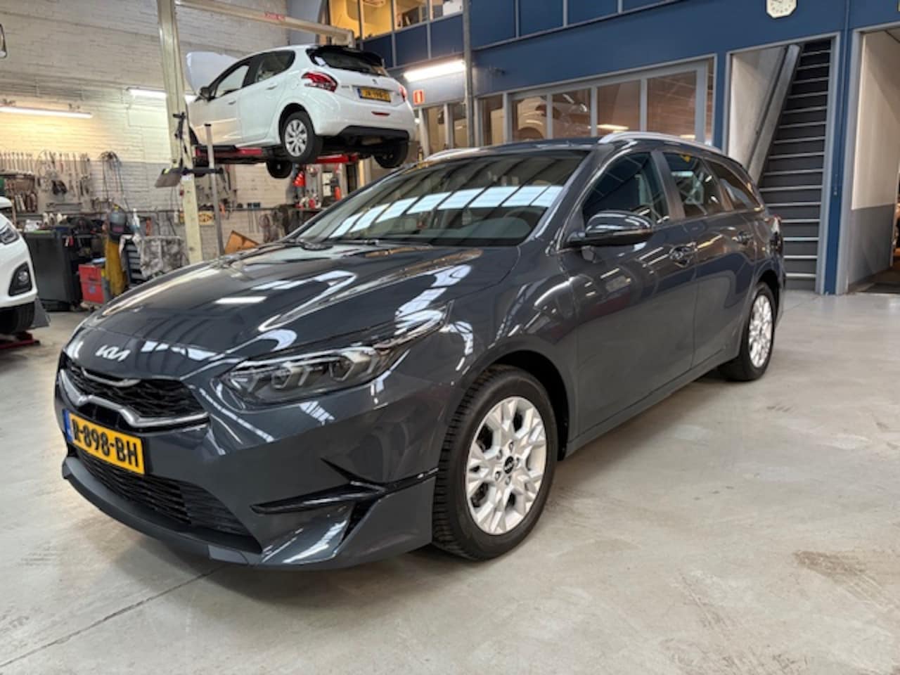 Kia Cee'd Sportswagon - Ceed Sw 1.0 T-GDi 120pk DynamicLine | Apple CarPlay / Android auto | Navigatie | Climate c - AutoWereld.nl