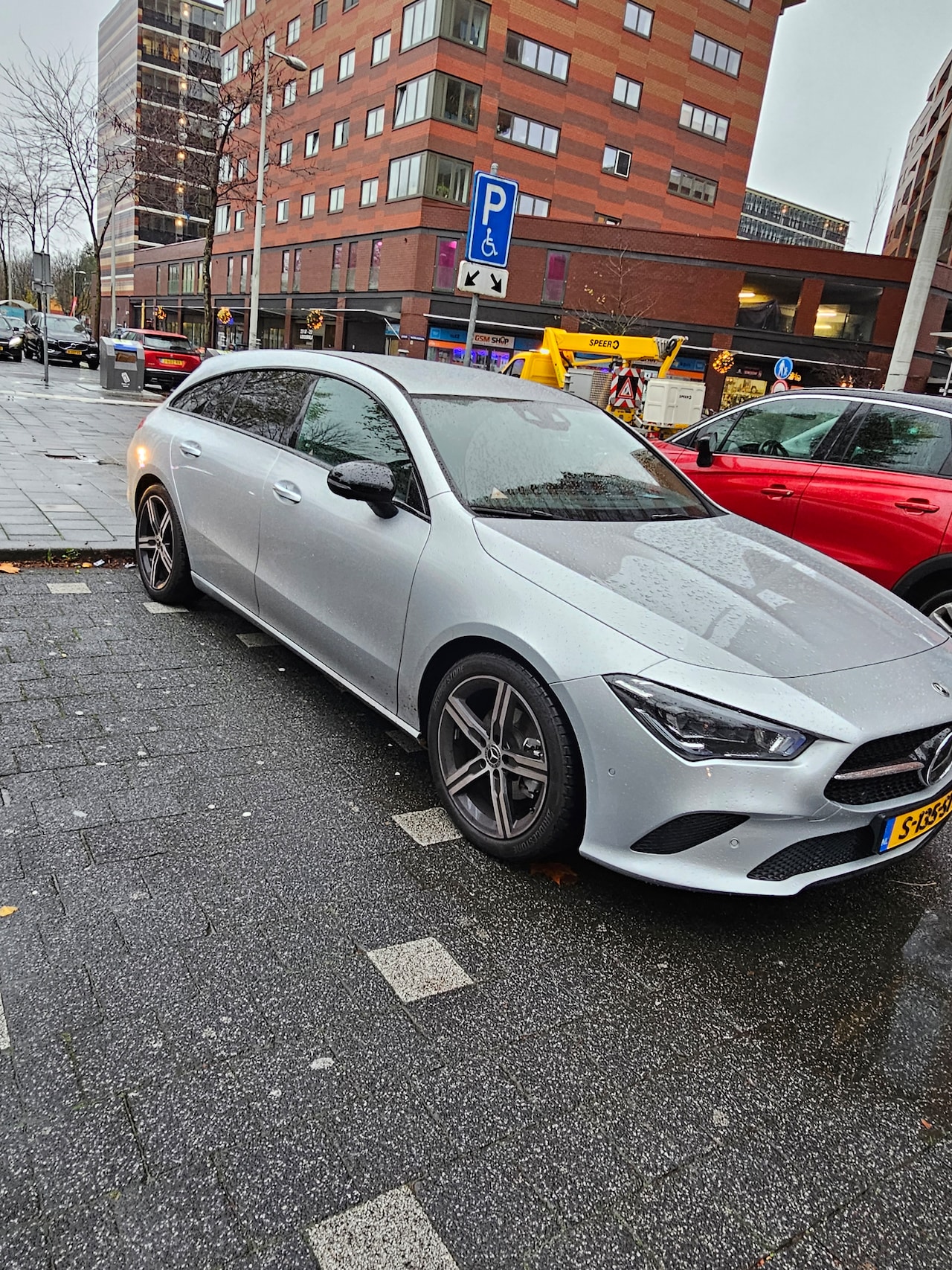 Mercedes-Benz CLA-klasse Shooting Brake - 180 Luxury Line - AutoWereld.nl