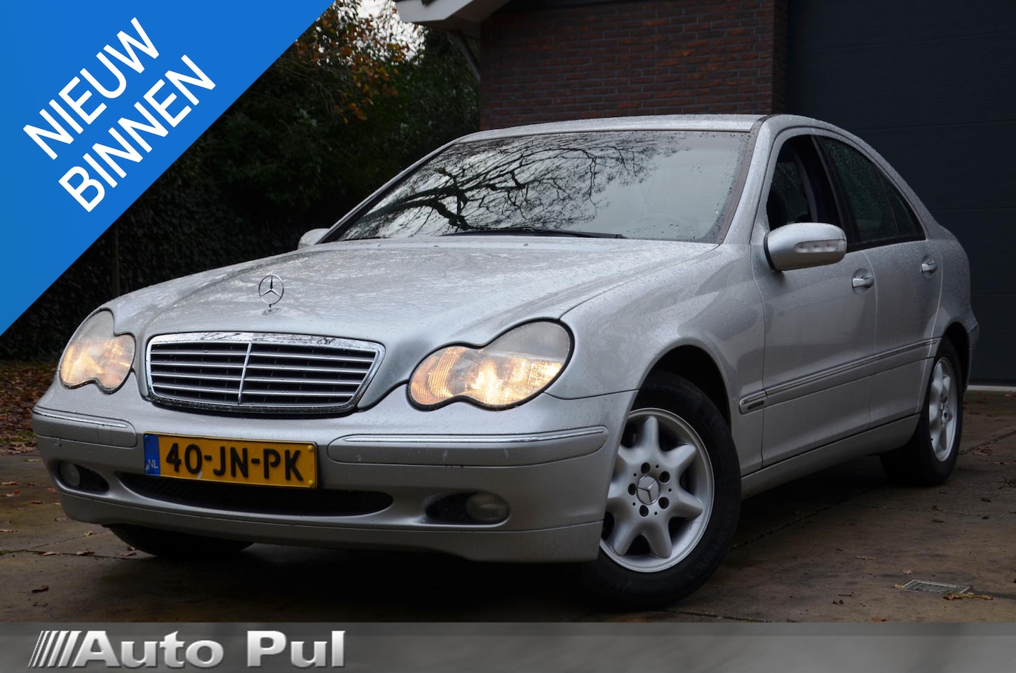 Mercedes-Benz C-klasse - 180 K. Elegance Automaat/NL-Auto/Ecc/Cr-Controle/Trekhaak-Afneembaar - AutoWereld.nl