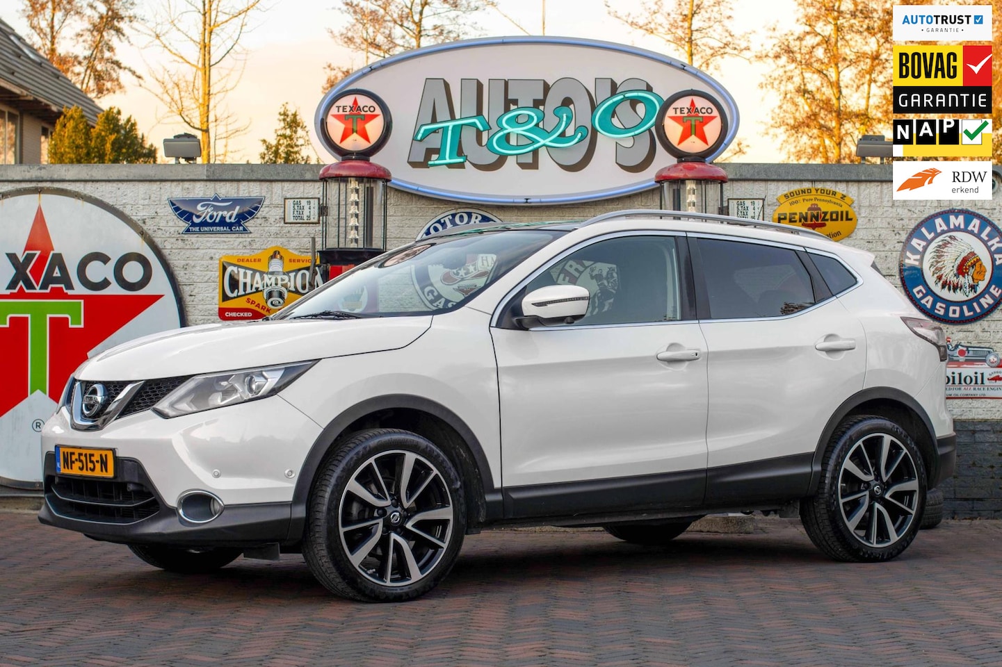 Nissan Qashqai - 1.2 Business Edition Leer +NAP NL-auto - AutoWereld.nl