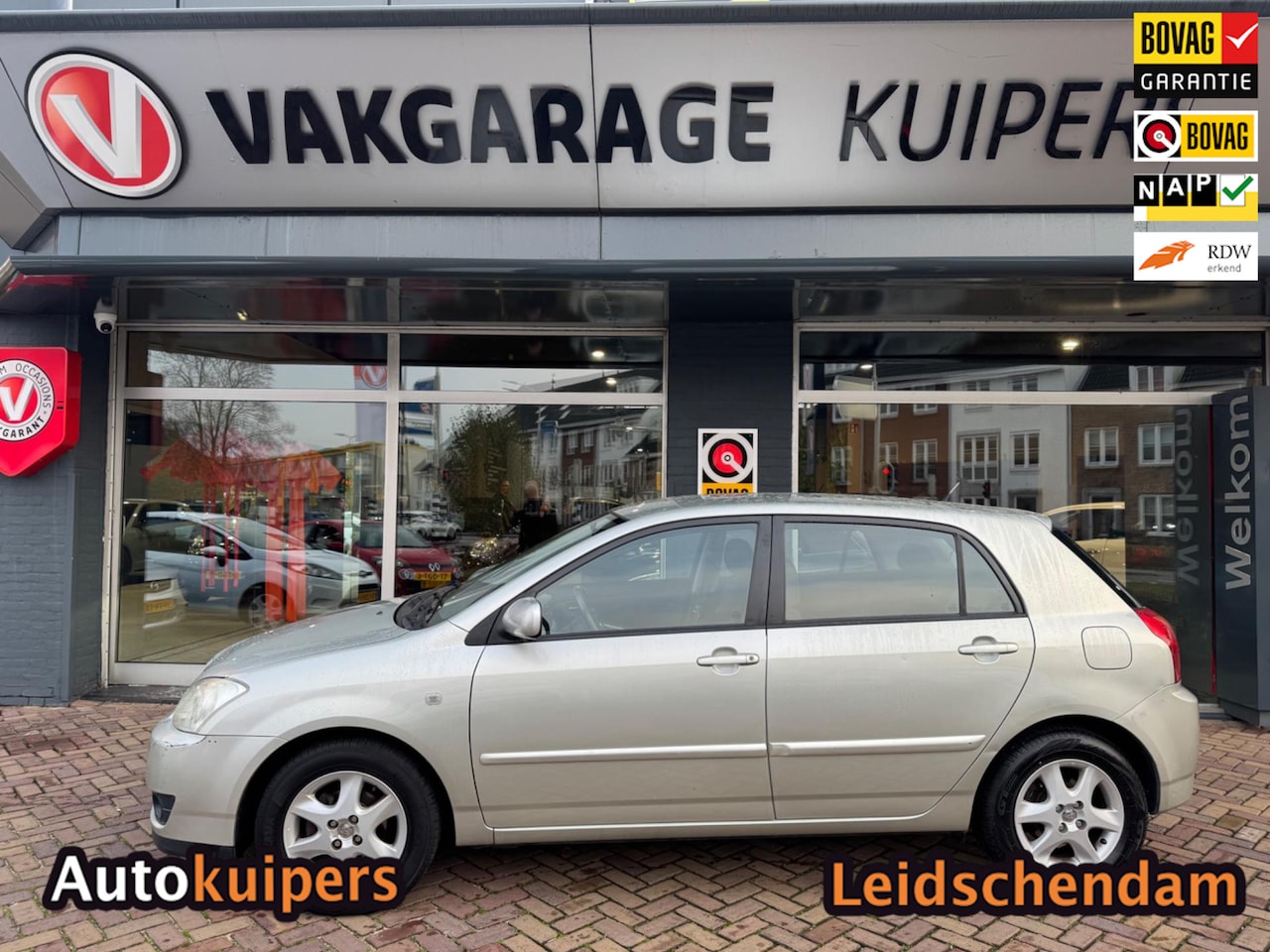 Toyota Corolla - 1.6 VVT-i Anniversary 1.6 VVT-i Anniversary - AutoWereld.nl