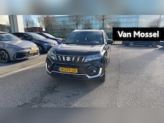 Suzuki Vitara - 1.4 Boosterjet 130 PK | Automaat | Trekhaak | Camera | Climate control | Stoelverwarming |