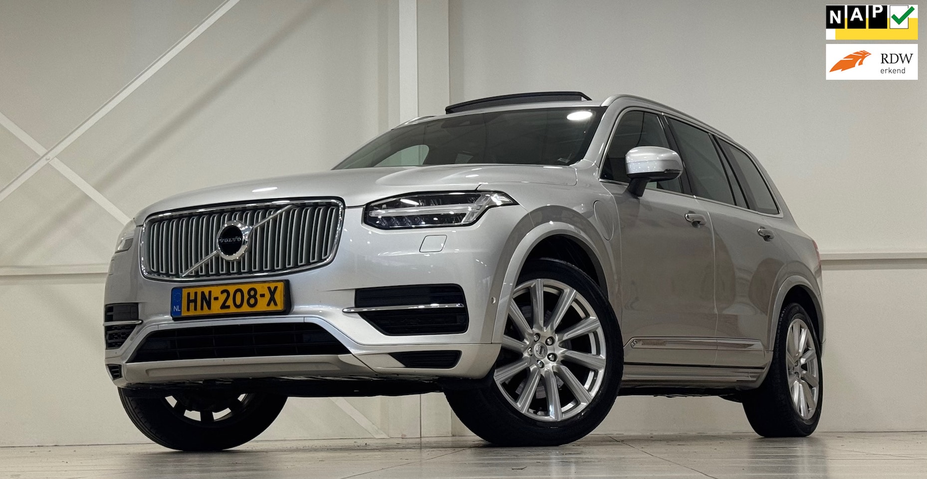 Volvo XC90 - 2.0 T8 Inscription Bowers & wilkins Pano Adaptive cruise control - AutoWereld.nl
