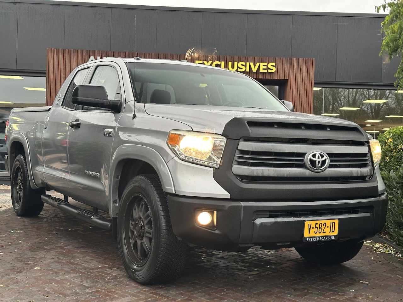 Toyota Tundra - 5.7 V8 Double Cab Luxe Leder Airco Cruise Trekhaak 20''LM LPG - AutoWereld.nl