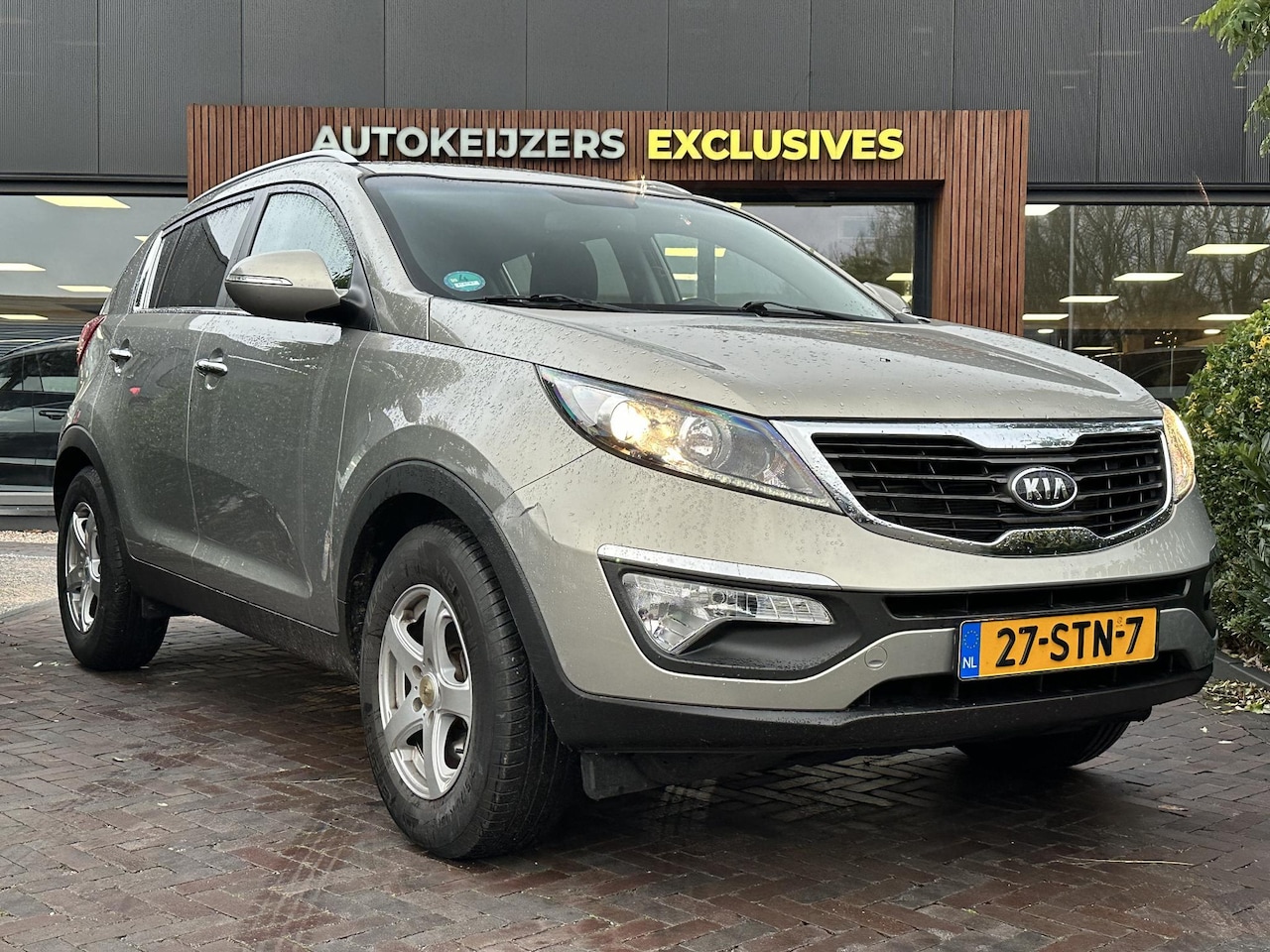 Kia Sportage - 2.0 X-ecutive Plus Pack Cruise Clima Elektr. Ramen Trekhaak - AutoWereld.nl