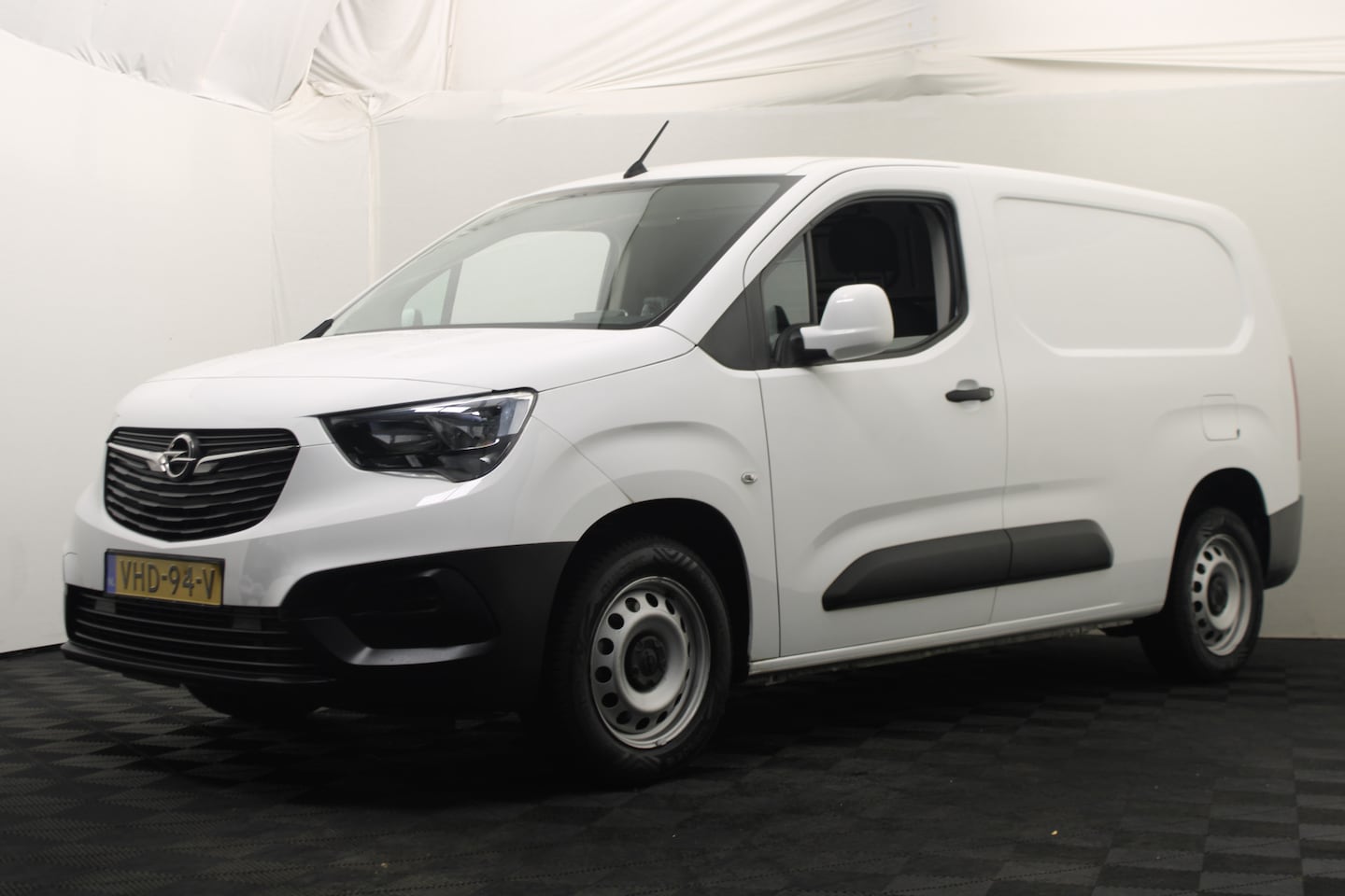 Opel Combo - 1.5D L2H1 Edition 1.5D L2H1 Edition - AutoWereld.nl