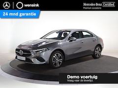 Mercedes-Benz A-klasse - 250e Star Edition Luxury Line | DISTRONIC | Trekhaak | Dodehoekassistent