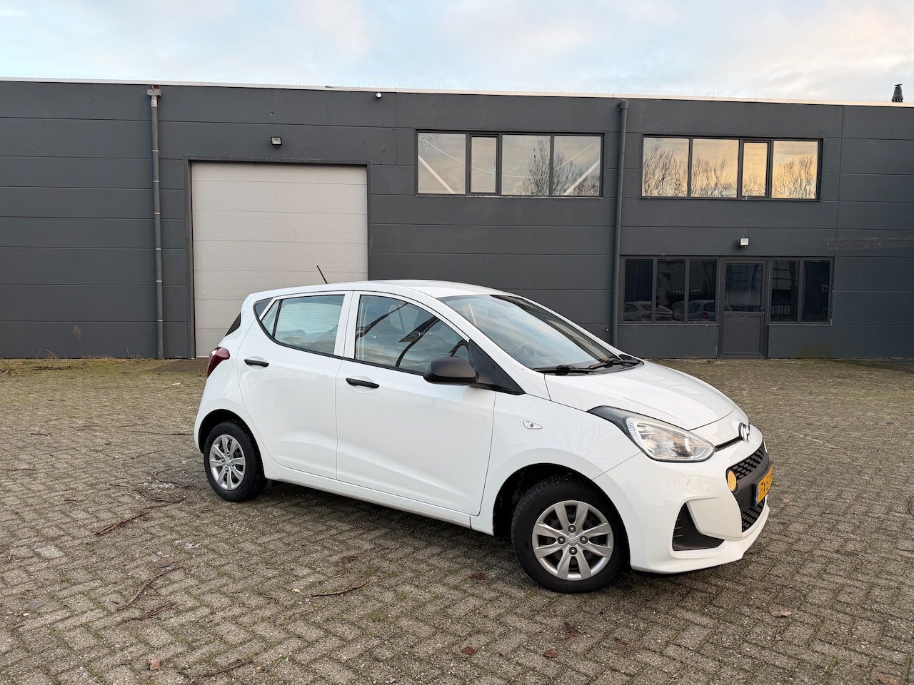 Hyundai i10 - 1.0i i-Motion - AutoWereld.nl