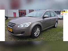 Kia Cee'd Sporty Wagon - 1.4 Fifteen ISG