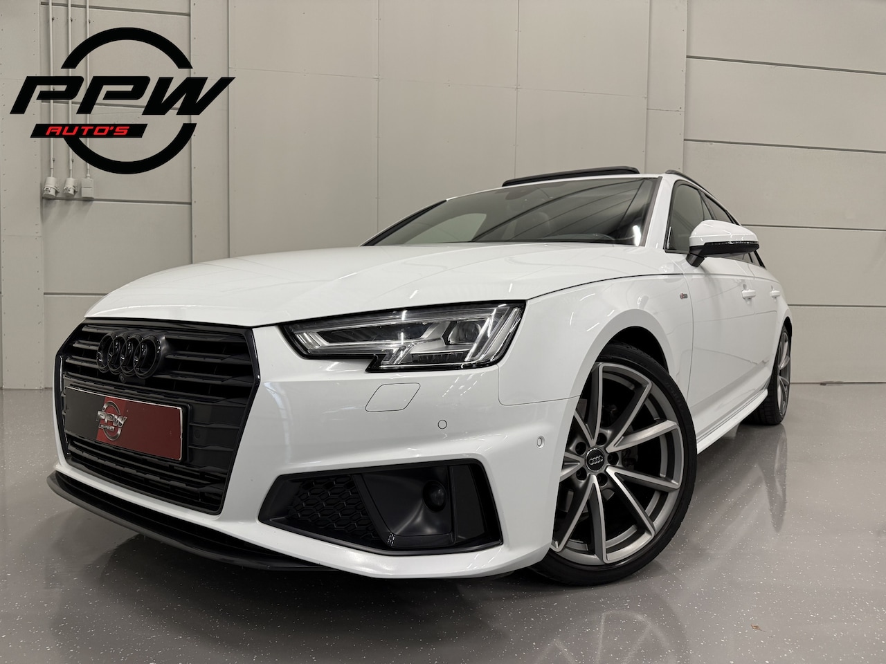 Audi A4 Avant - 40 TFSI S-Line PANO/TREKHAAK/SFEER/360CAMERA/ACC/MATRIX/VIRTUAL/KEYLESS/PRIVACY/19"AUDI SP - AutoWereld.nl