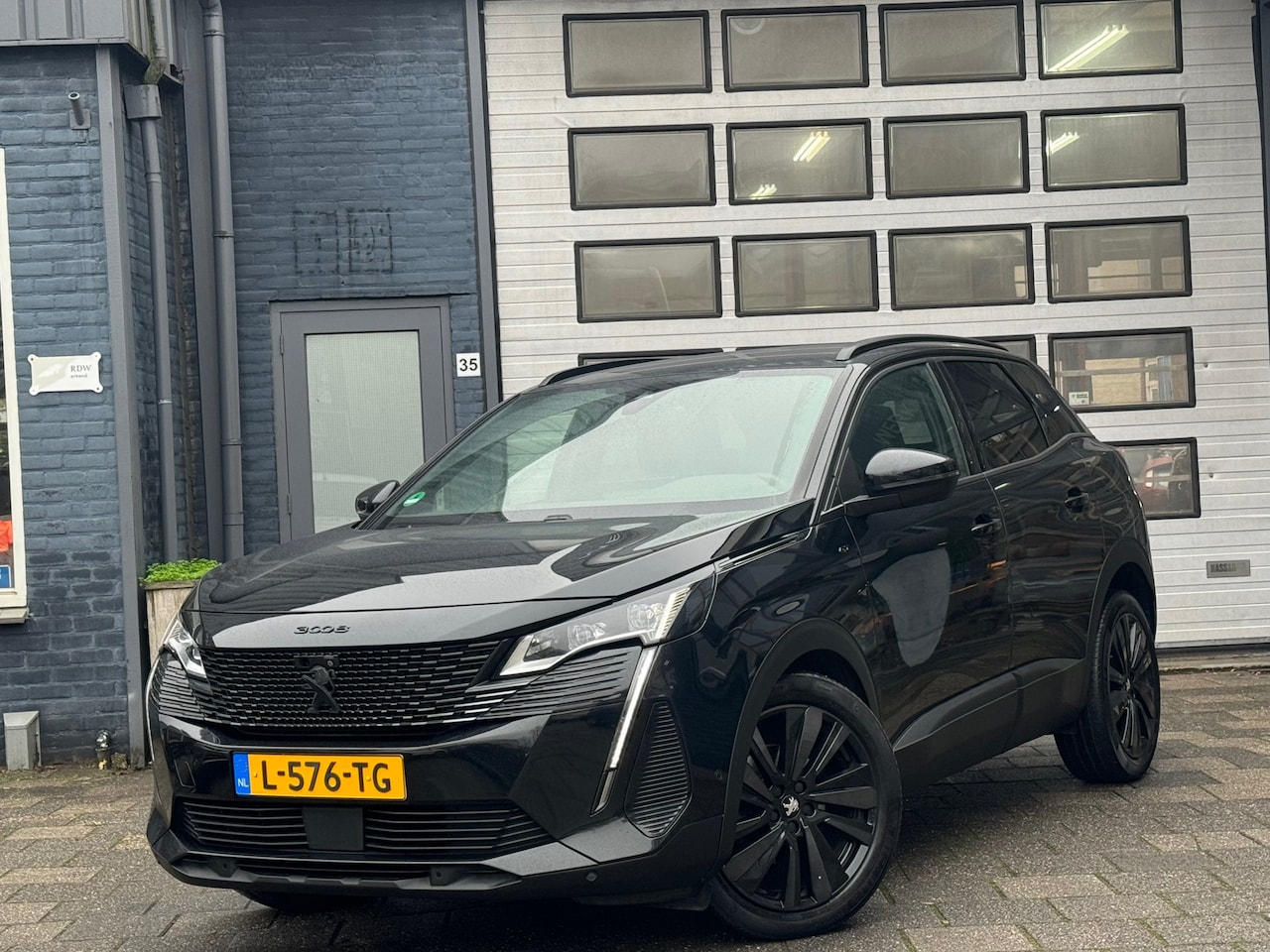 Peugeot 3008 - 1.2 PureTech Blue Lease GT | Clima | Camera | Cruise - AutoWereld.nl