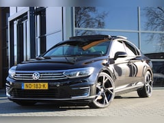 Volkswagen Passat - GTE Highline | Pano | Adaptive | Trekhaak | Navi