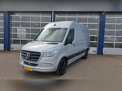 Mercedes-Benz Sprinter - 319CDI 3.0V6 190PK L2H2 / M-Bux / 3.500kg Trekhaak / Leer / Dis