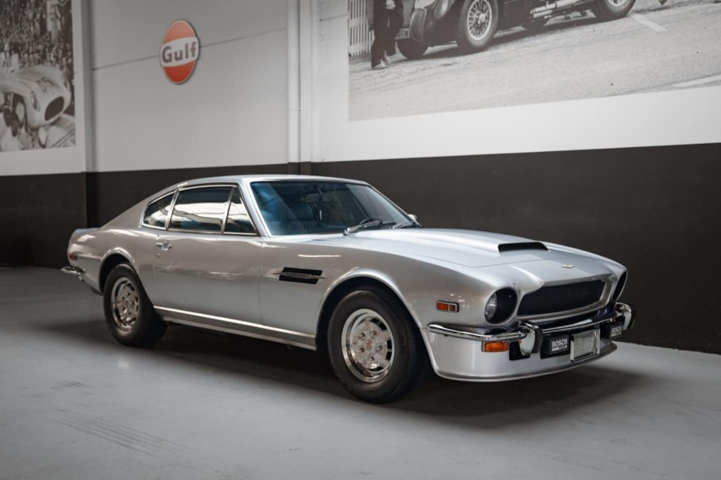 Aston Martin V8 Vantage - Weber 5.3L – Factory LHD – Matching Numbers – Restored (1978) - AutoWereld.nl
