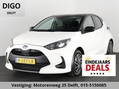 Toyota Yaris - 1.5 HYB 1e EIG GARANTIE TOT 11-2032* BLACK & WHITE BIJNA 2023. CLOUD NAVI.CLIMA.CRUISE