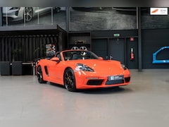 Porsche 718 Boxster S - Lava Oranje 2.5 Km stand (2017) Sport Chrono, 18-weg stoelen, Burmester