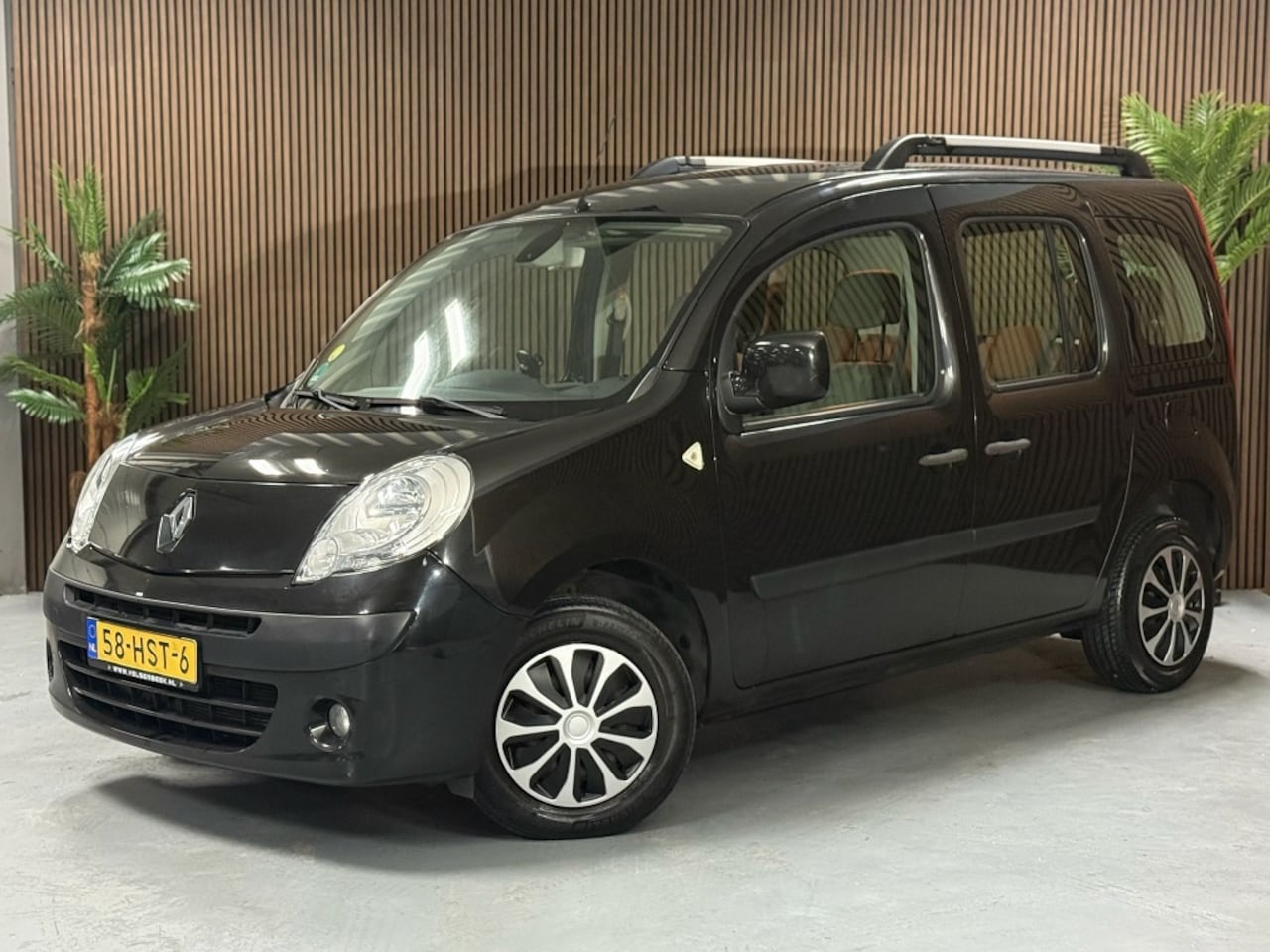 Renault Kangoo Family - 1.6-16V Expression 1.6-16V Expression - AutoWereld.nl