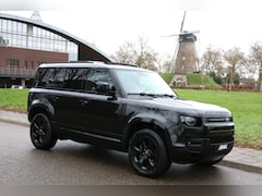 Land Rover Defender 110 - 2.0 P400e PHEV Hybride 110 HSE Aut Blackout Edition Pano 1e eigenaar Nieuw Staat