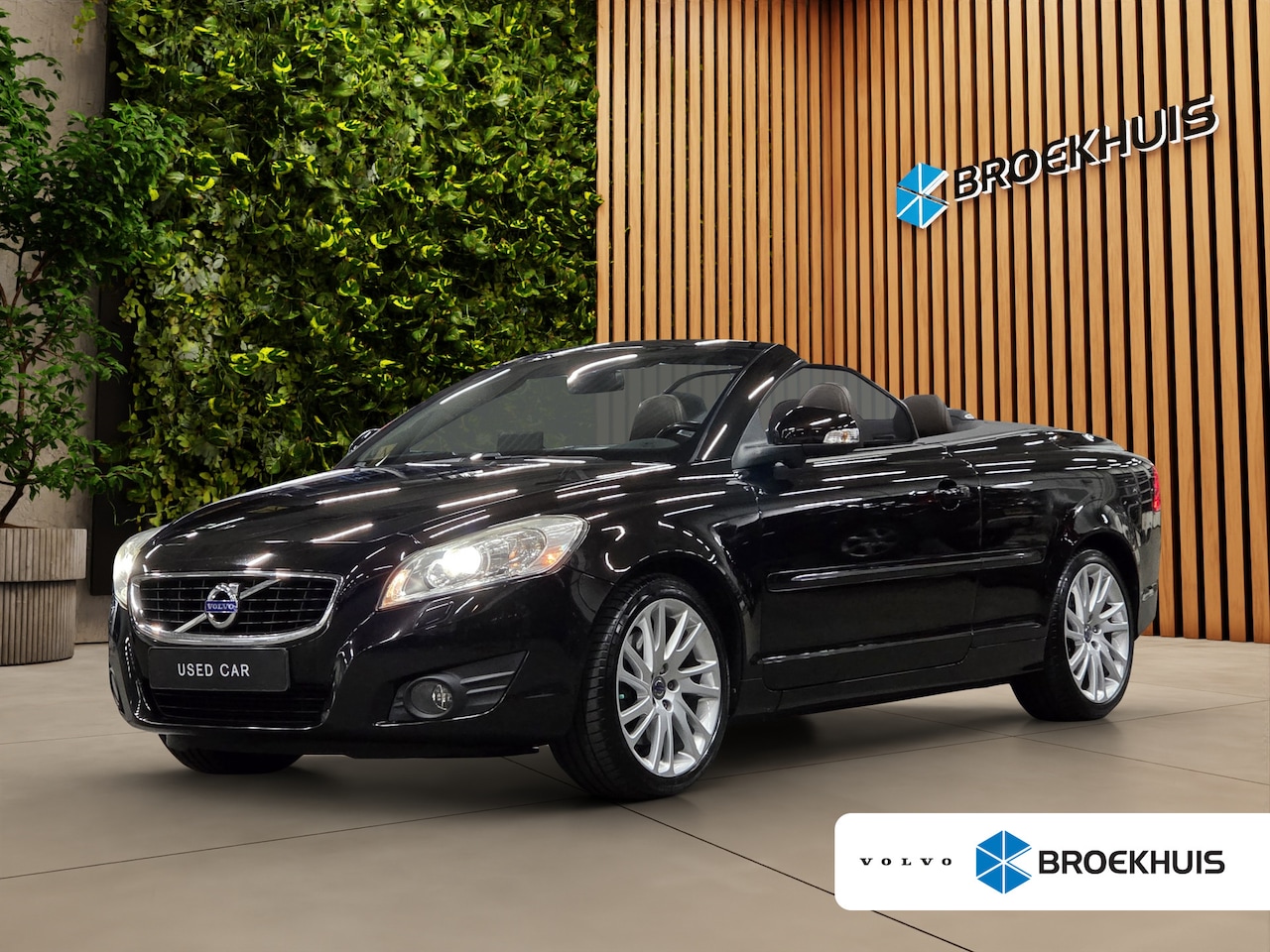Volvo C70 Convertible - 2.5 T5 Tourer | Dealer onderhouden | Subliem! | Trekhaak | Xenon | Stoelverwarming | NL-au - AutoWereld.nl