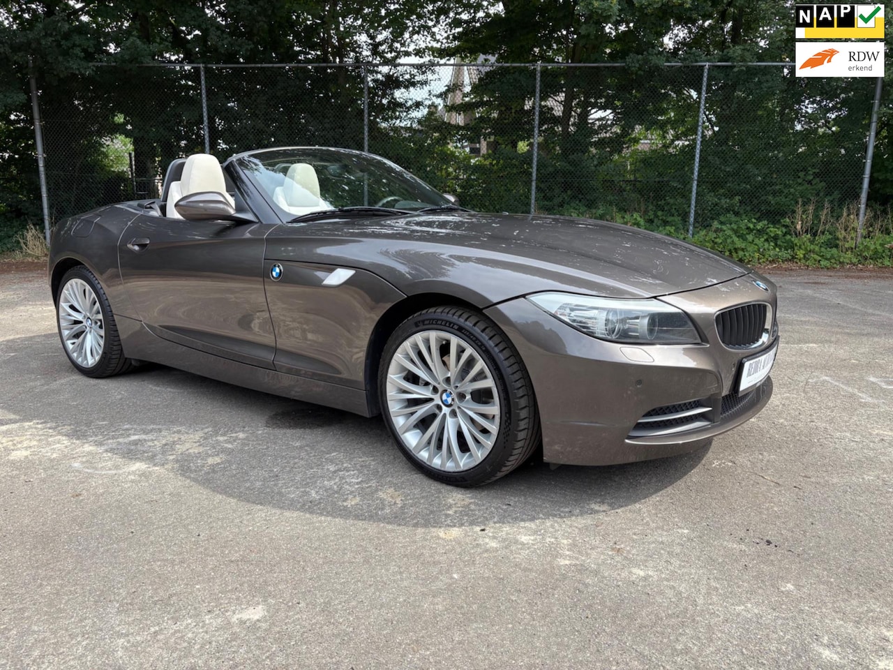 BMW Z4 Roadster - SDrive23i, 6 cilinder, exclusief leder, 18 inch, onderhoudshistorie, in uitstekende staat - AutoWereld.nl