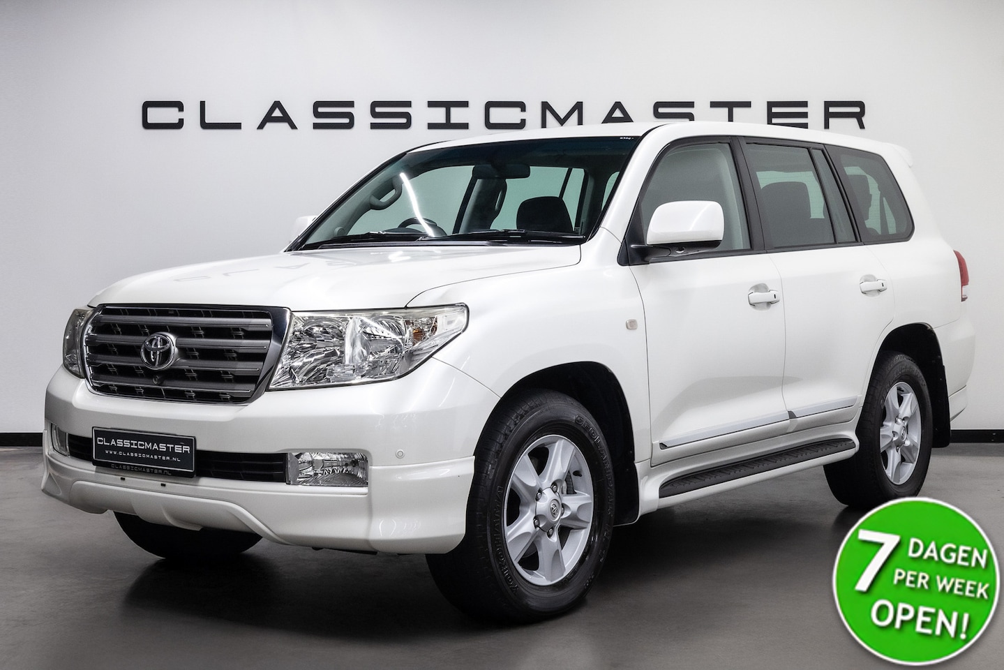 Toyota Land Cruiser V8 - 4.7 VVT-i Executive 7p. Btw auto, Fiscale waarde € 12.000,- (€ 33.016.53 Ex B.T.W) DEALER - AutoWereld.nl