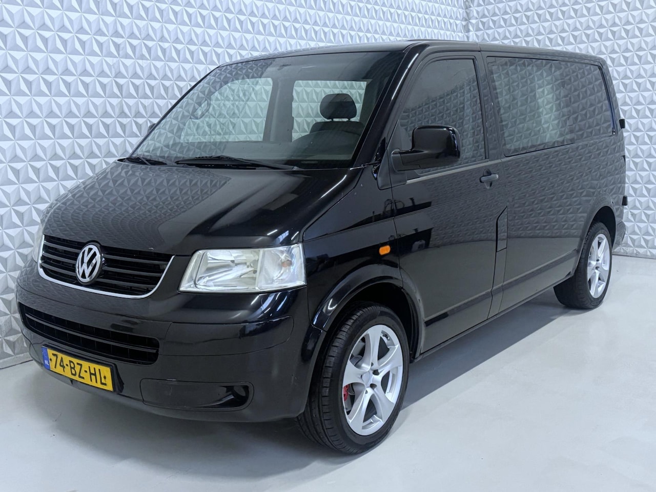Volkswagen Transporter - 2.5 TDI Dubbel cabine AUTOMAAT (2006) - AutoWereld.nl