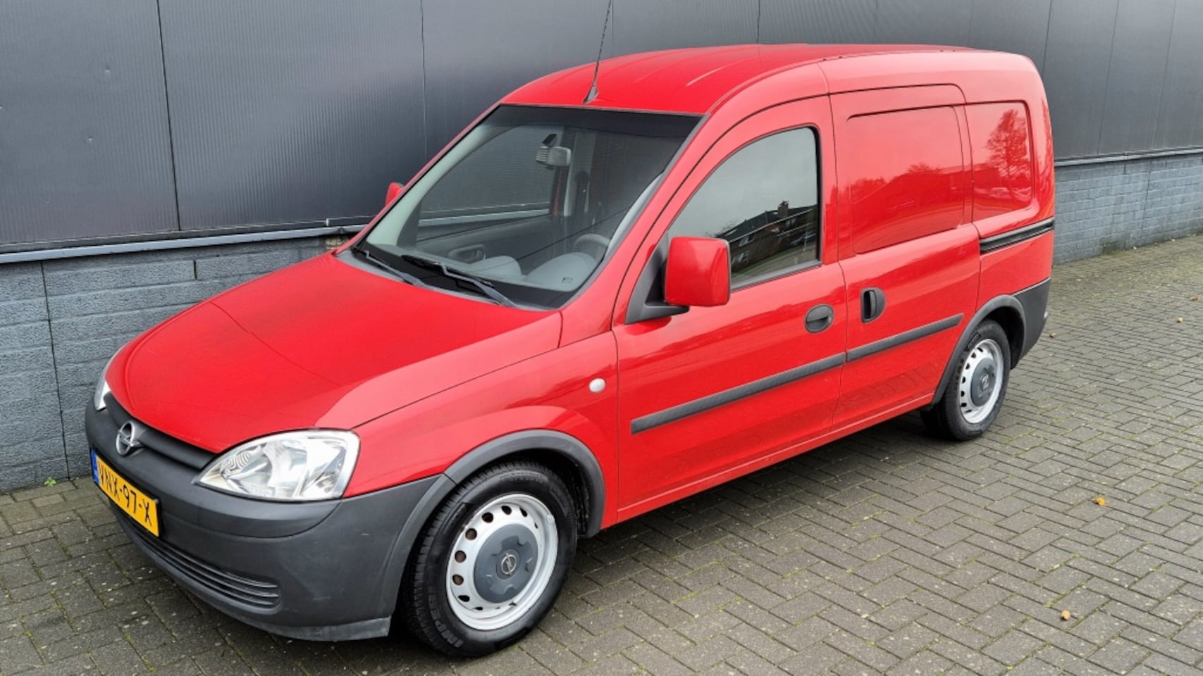 Opel Combo - 1.4-16v Comfort 1.4-16V | 2x zijschuifdeur | achterklep | trekhaak | stuurbekr | - AutoWereld.nl