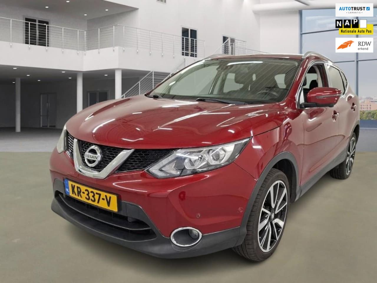 Nissan Qashqai - 1.6 Tekna / NL PRIJS 13599 - AutoWereld.nl
