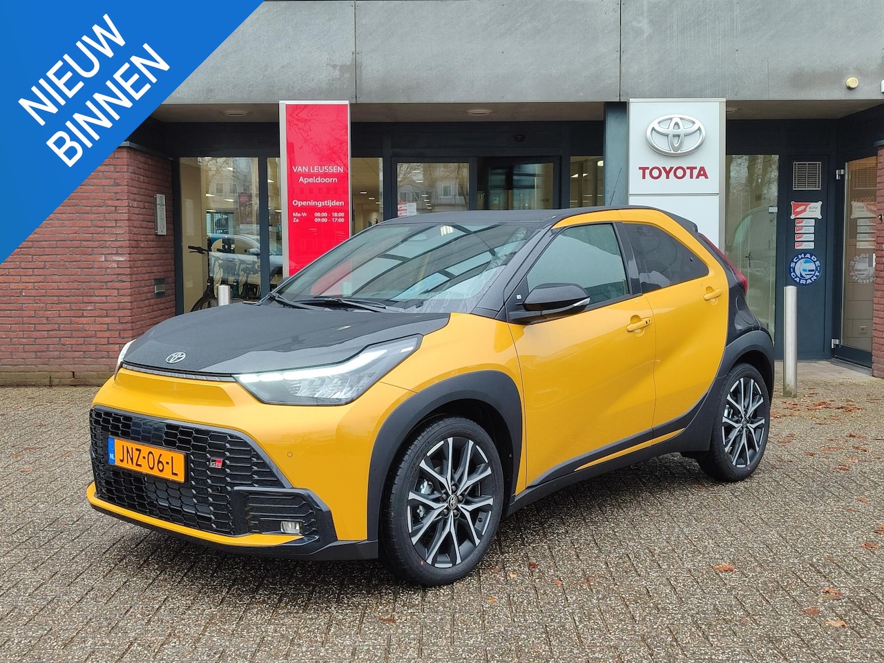 Toyota Aygo X - Hybrid 115 GR SPORT NIEUW MODEL! JBL-AUDIO 18'' LM-VELGEN KEYLESS PARK-SENSOREN STOELVERW - AutoWereld.nl