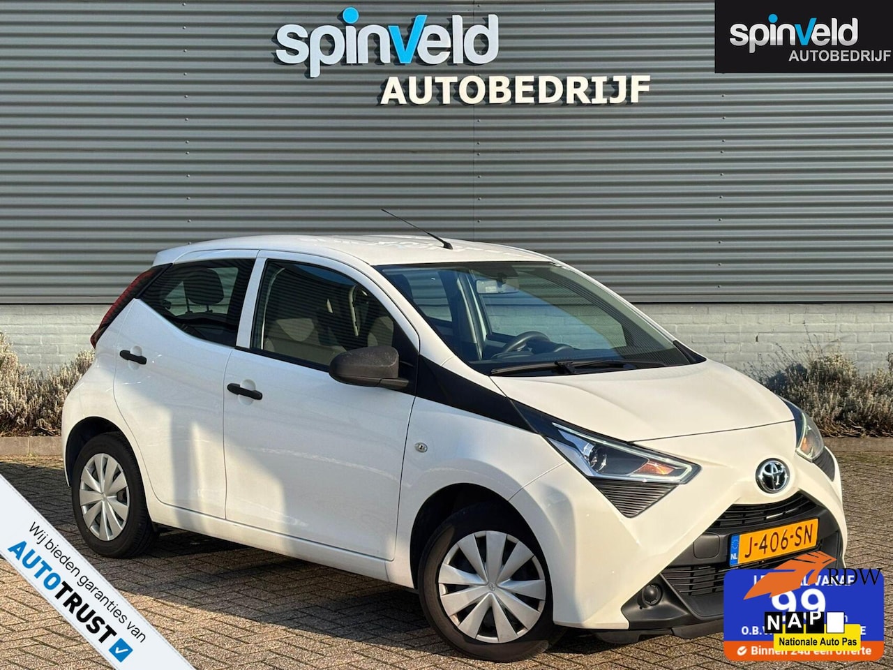 Toyota Aygo - 1.0 VVT-i x-fun BJ`20 NAP NL Airco LED BTW inclusief - AutoWereld.nl