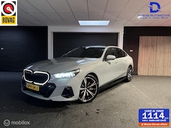 BMW 5-serie - 530e| M-Styling|FULL OPTION|H&K|PANO|FABRIEKSGAR