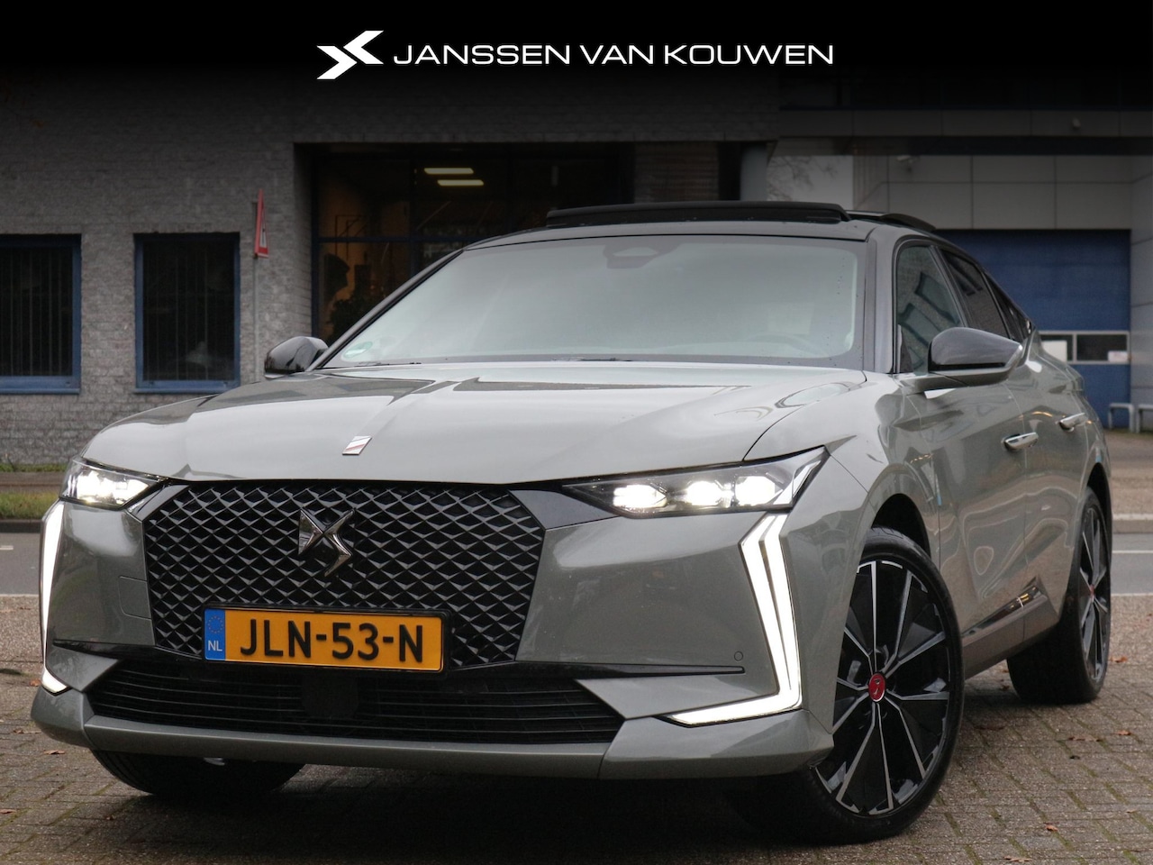 DS 4 - E-Tense Performance Line+ / SOH 98% / Night Vision / Paso Dak / FOCAL / Massage - AutoWereld.nl