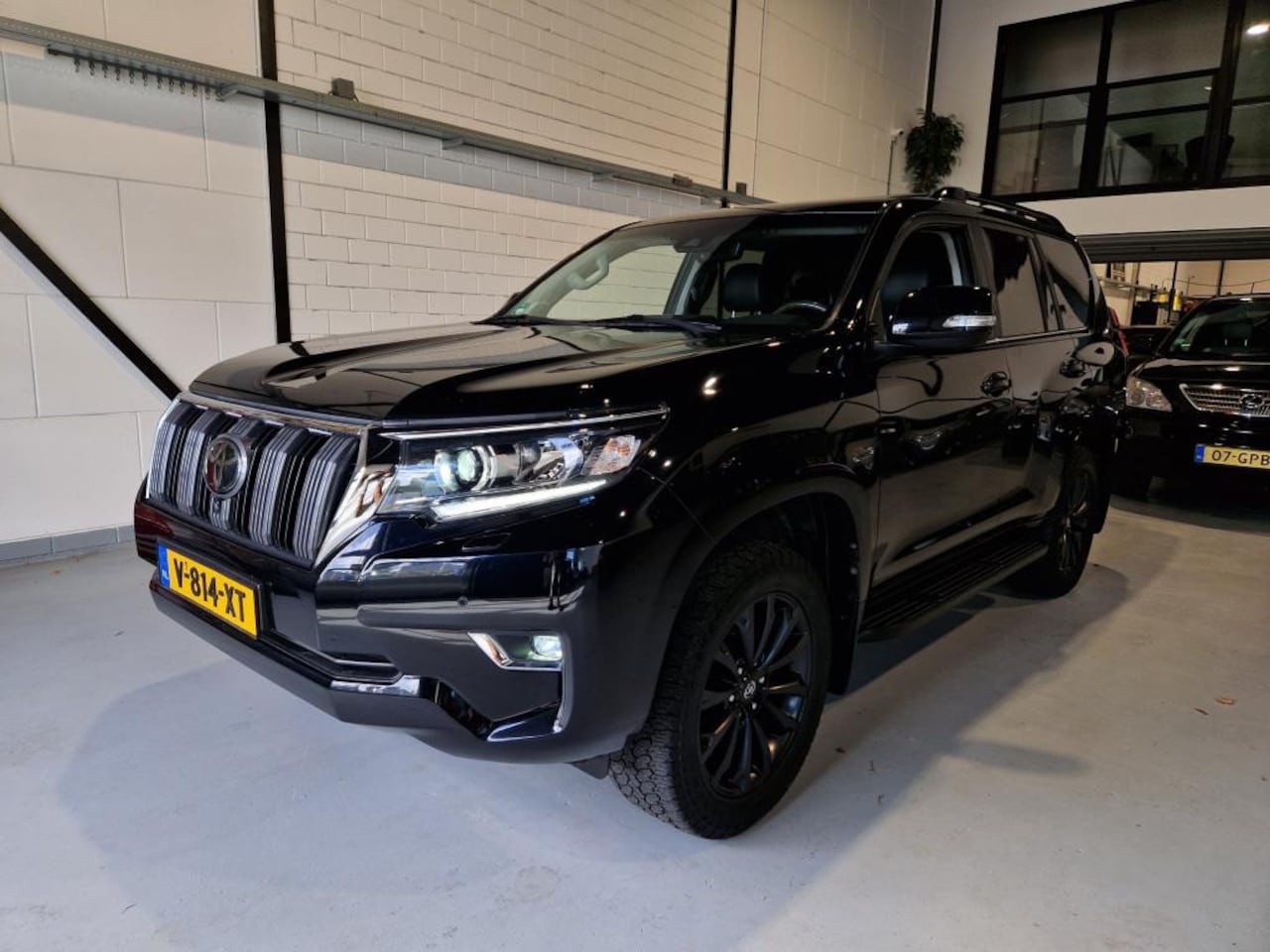 Toyota Land Cruiser - LandCruiser 2.8 D-4D-F Executive - AutoWereld.nl