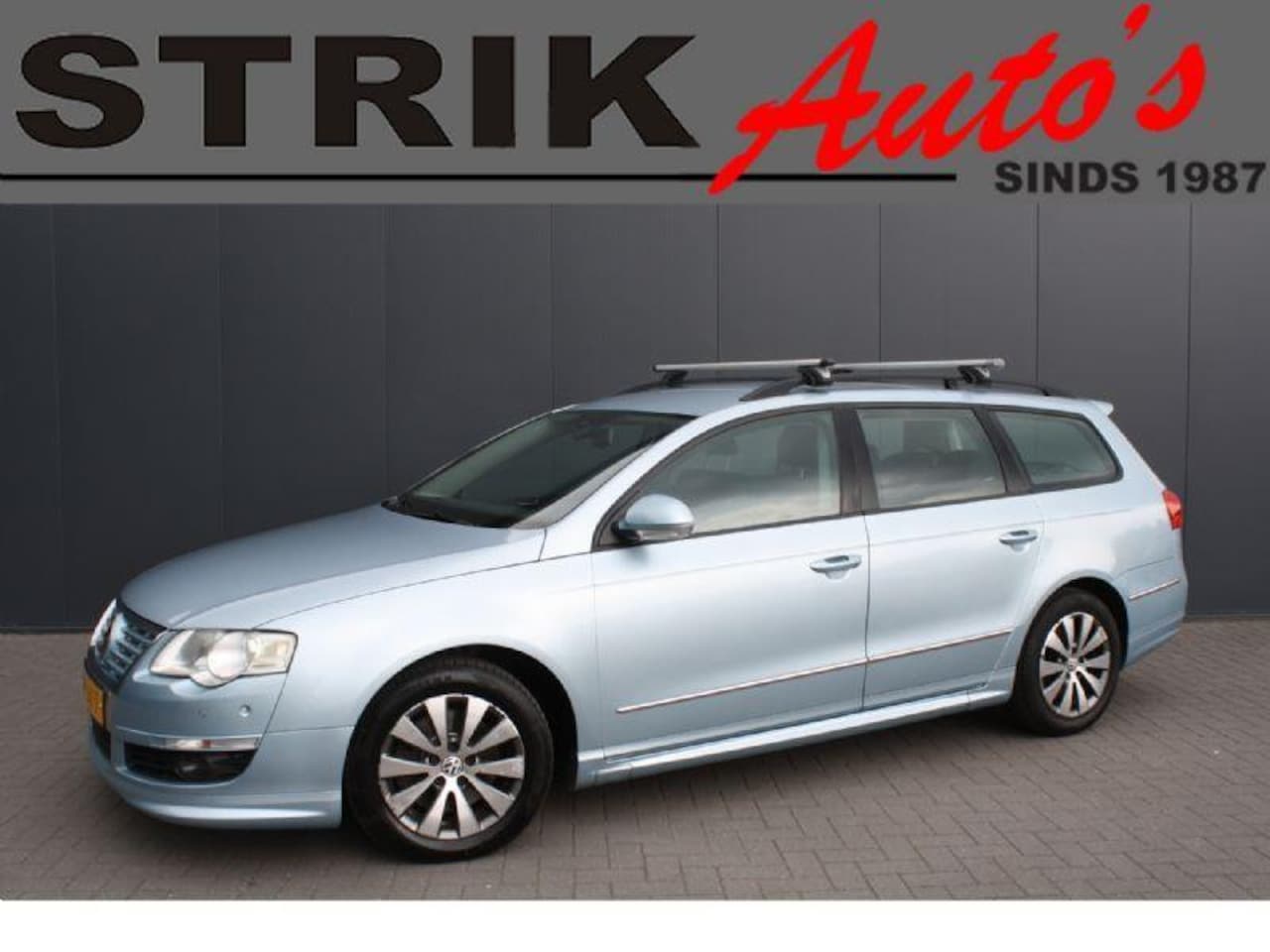 Volkswagen Passat Variant - 1.6 TDI 77Kw EURO 5 BlueMotion - NAVIGATIE - CAMERA - TREKHAAK - AutoWereld.nl