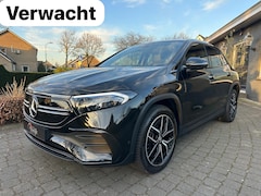 Mercedes-Benz EQA - 250 AMG, Pano, Trekhaak, Dealer onderh